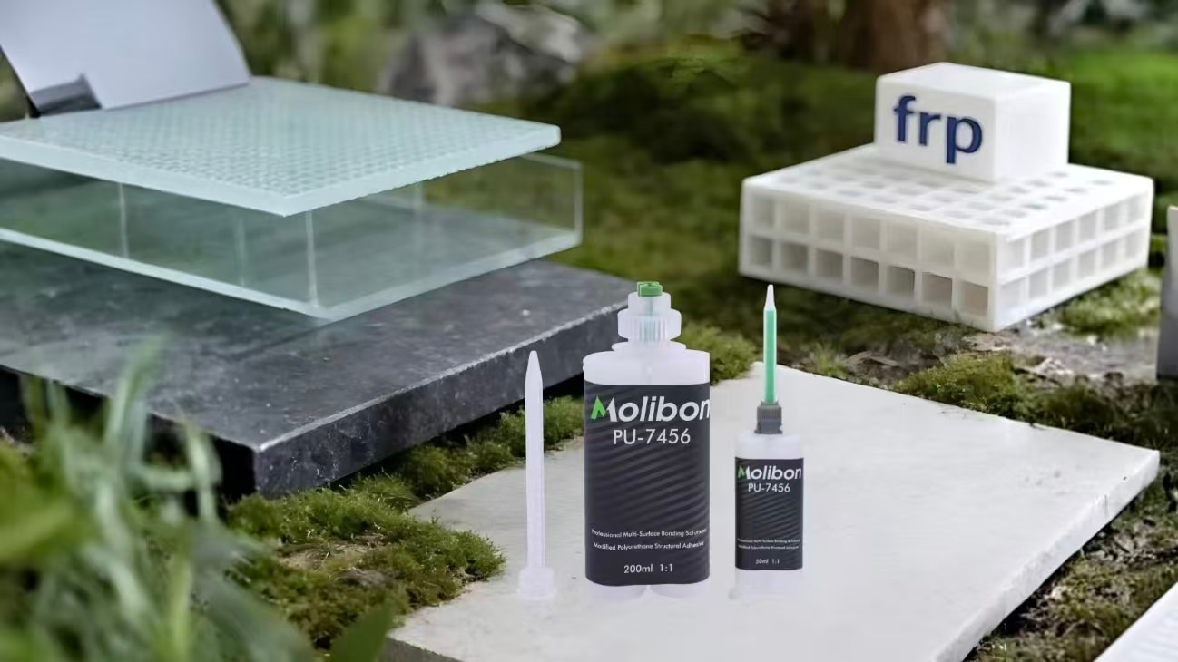 Modified Polyurethane Adhesive for Plastics Bonding